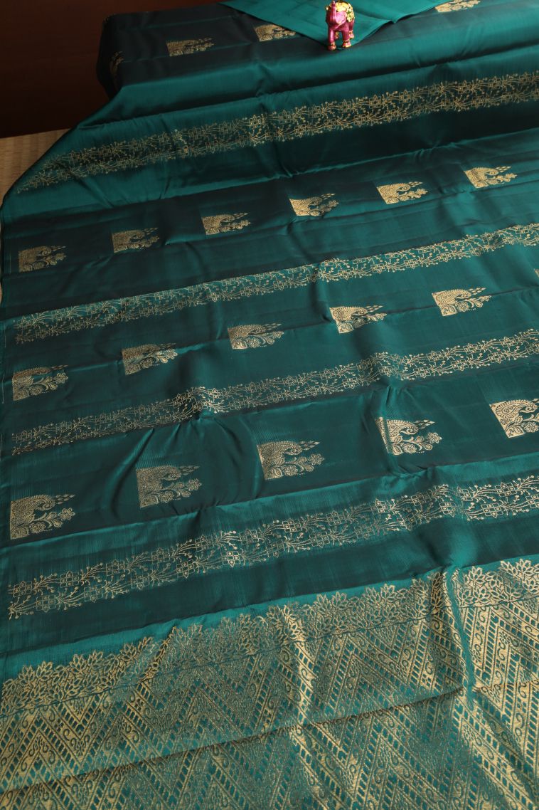 Peack Green Silk Sarees Gold Zari with Manga view 2