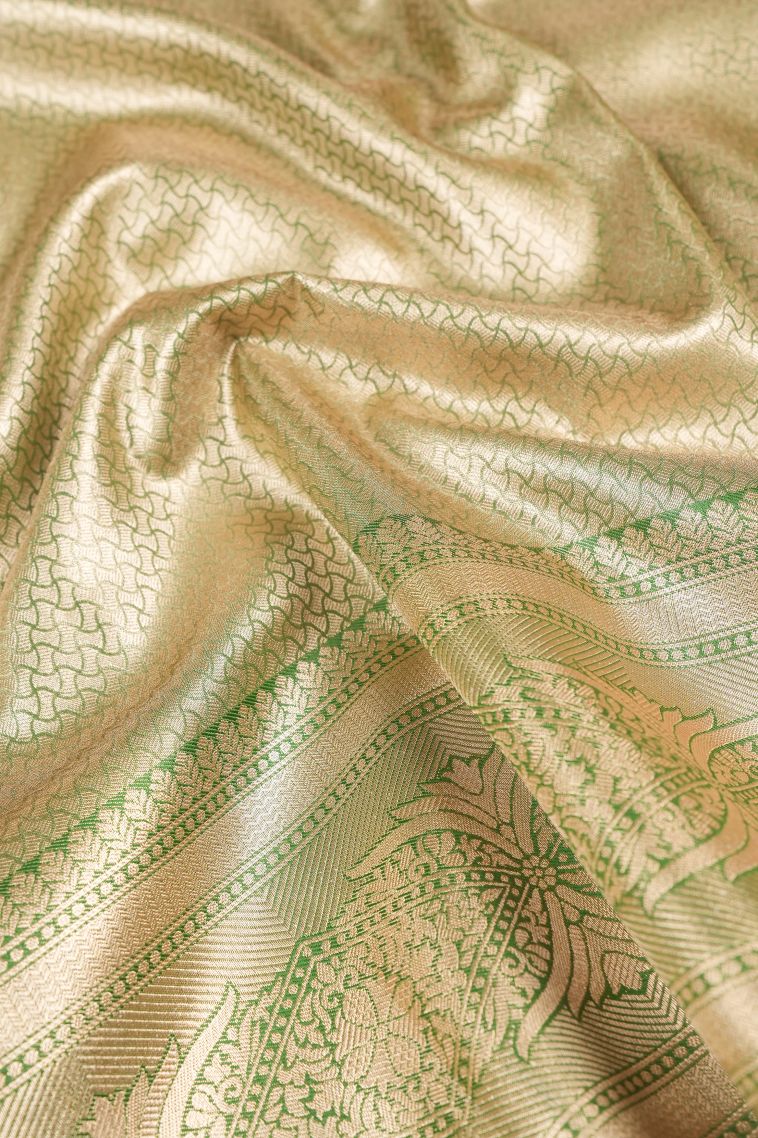 Emerald Green Apoorva Silk Sarees with Gold Zari Floral Patterns view 3