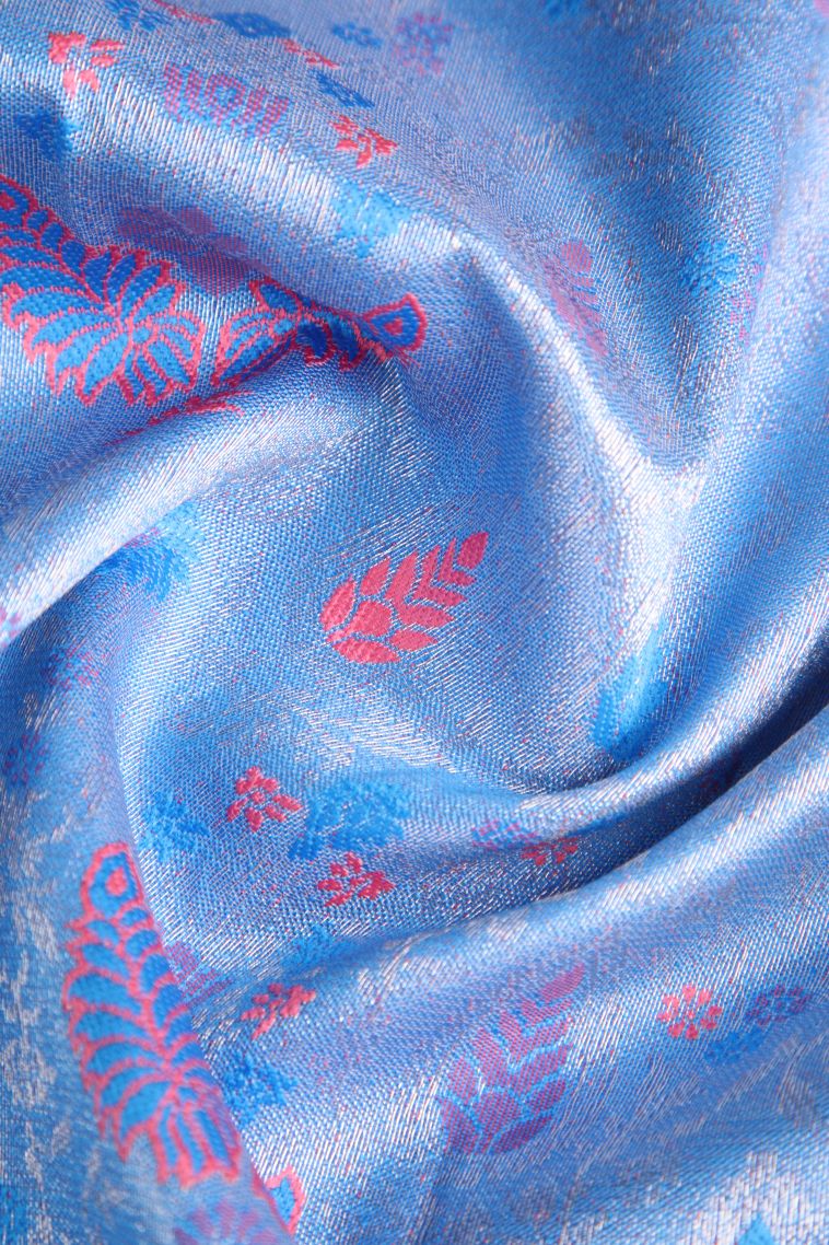 Cobalt Blue Visiri Madippu Silk Sarees with Silver Zari Leaf Pattern view 4