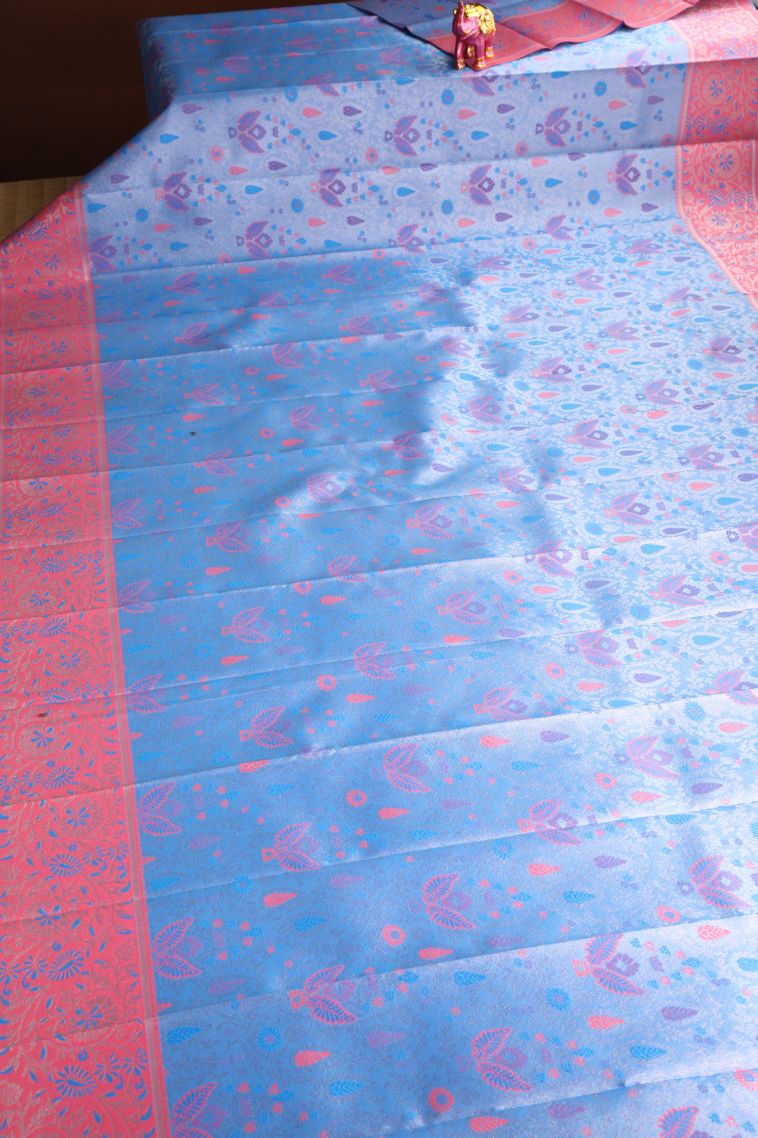 Cobalt Blue Visiri Madippu Silk Sarees with Silver Zari Leaf Pattern view 2