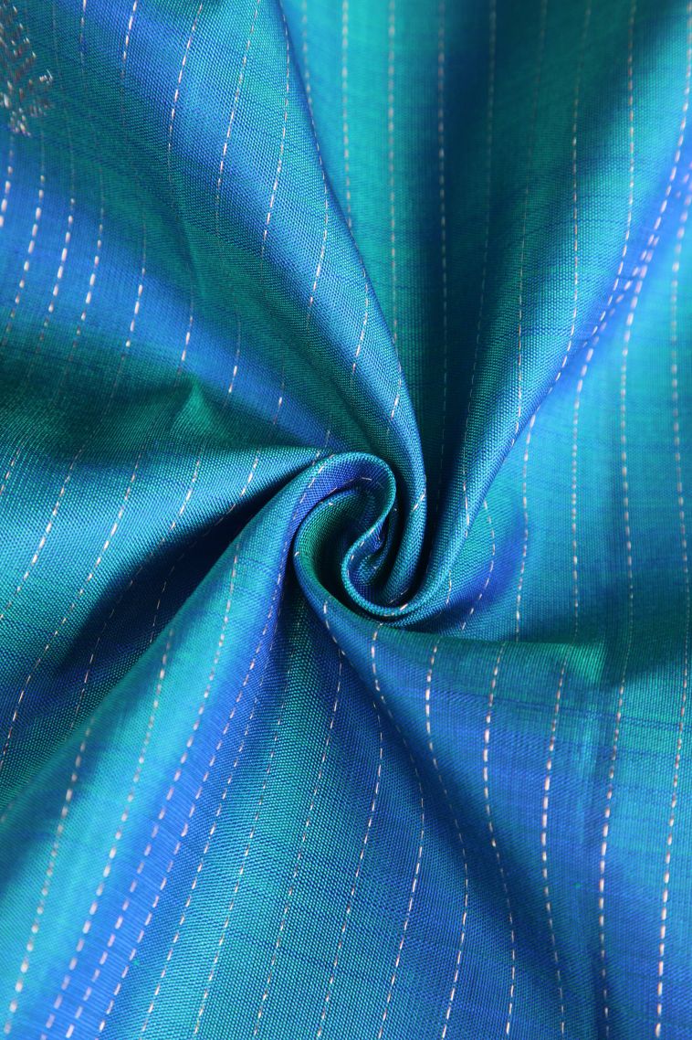 Cerulean Blue Kanchipuram Silk Sarees with Gold And Silver Zari Leaf Pattern view 4