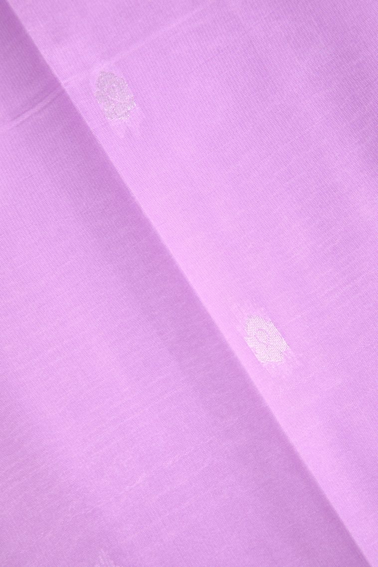 Olive Green Visiri Madippu Silk Sarees with Silver Zari Leaf Pattern view 3