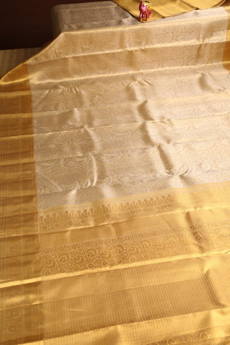 Gold Kanchipuram Silk Sarees with Gold And Silver Zari Manga view 2
