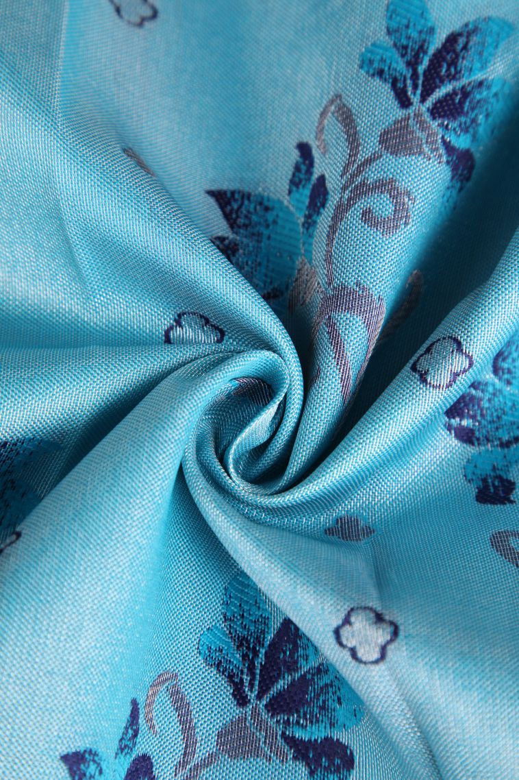 Sky Blue Visiri Madippu Silk Sarees with Silver Zari Floral Patterns view 4