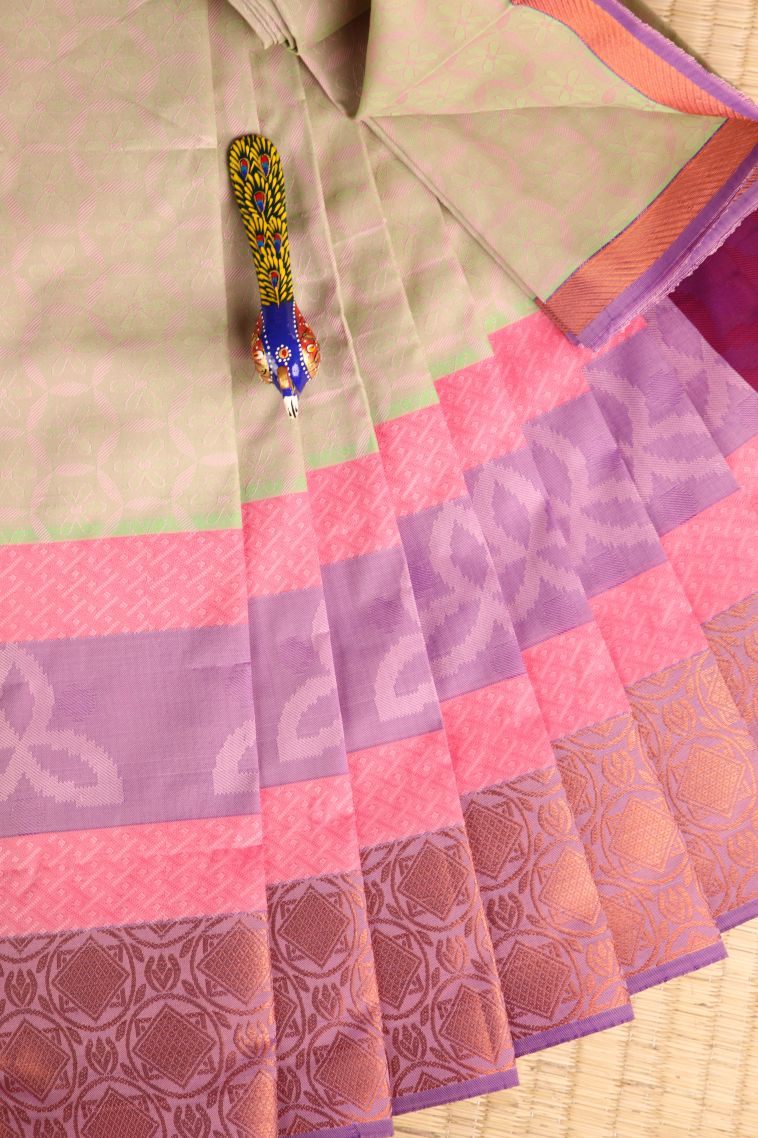 Olive Green Visiri Madippu Silk Sarees Copper Zari with Circle Mottif
