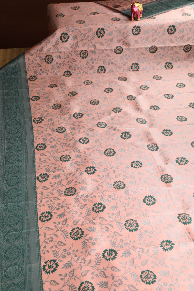 Salmon Pink Visiri Madippu Silk Sarees with Silver Zari Floral Patterns view 2