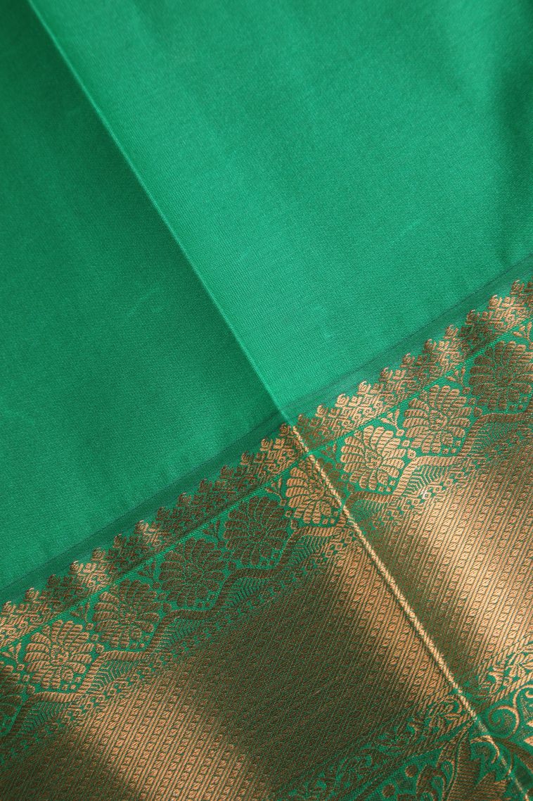 Lipstick Red Visiri Madippu Silk Sarees with Copper Zari Floral Patterns view 3