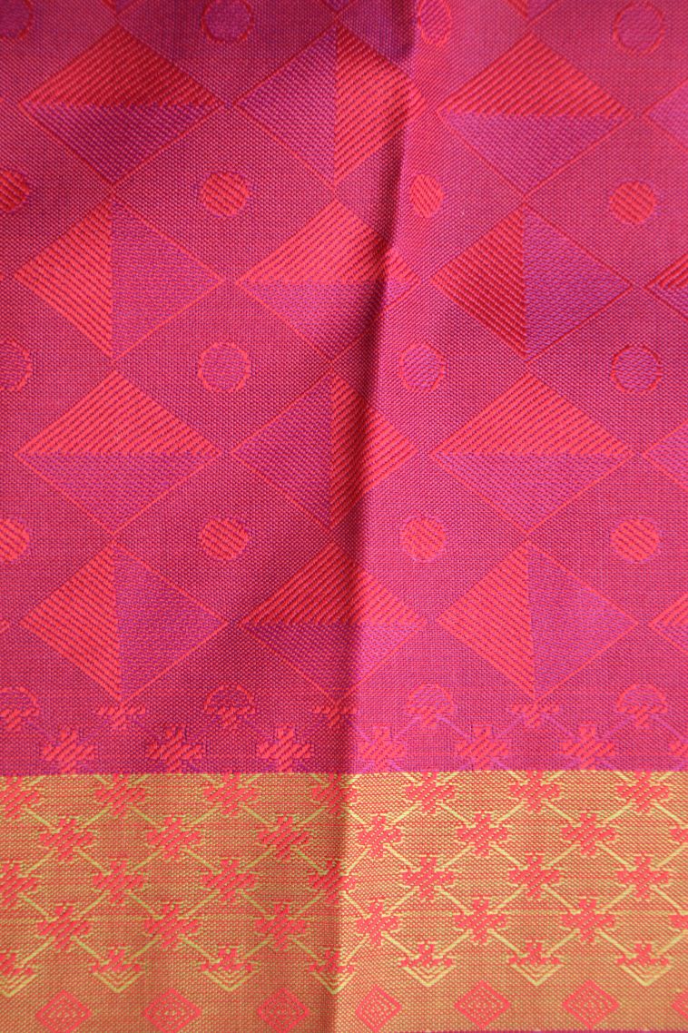 Bubblegum Pink Visiri Madippu Silk Sarees Copper Zari with Geometric Shapes view 3