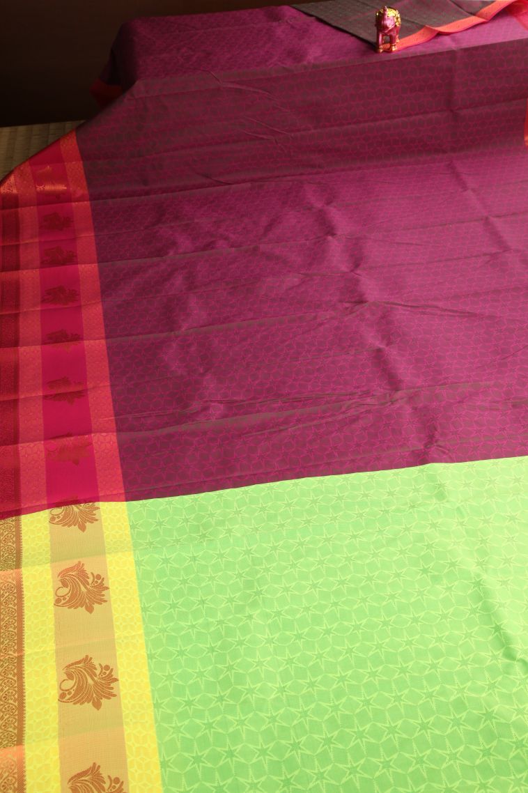 Bubblegum Pink Visiri Madippu Silk Sarees Copper Zari with Stars Motiff view 2