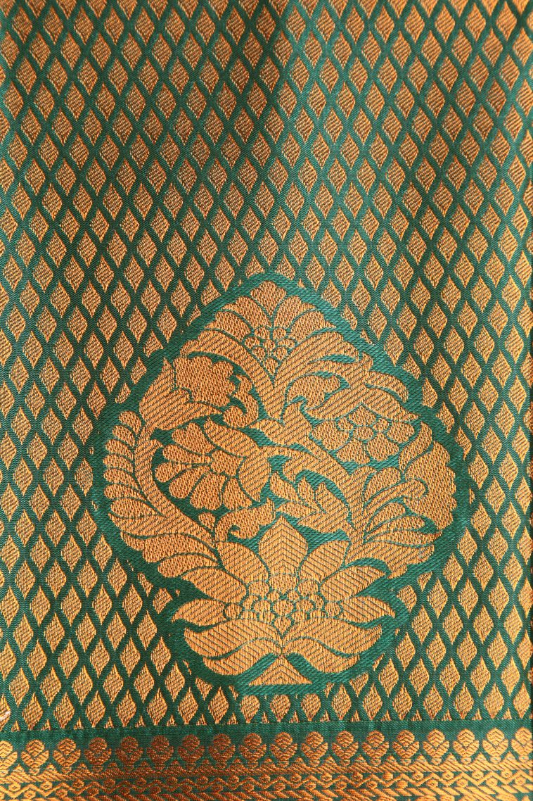 Hot Pink Visiri Madippu Silk Sarees with Copper Zari Leaf Pattern view 3