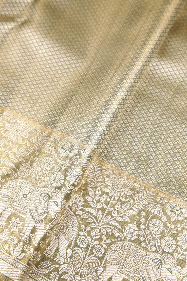 Vanilla Custard Yellow Apoorva Silk Sarees with Gold Zari Geometric Shapes view 3