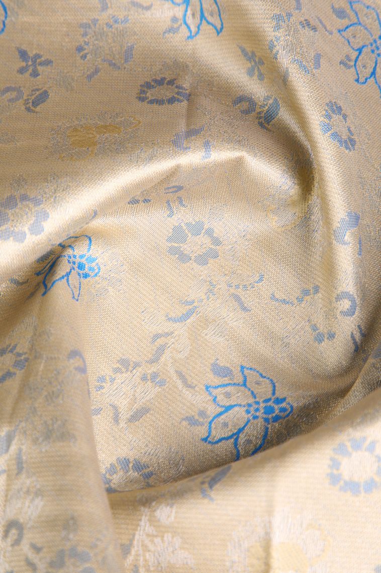 Vanilla Custard Yellow Visiri Madippu Silk Sarees with Silver Zari Floral Patterns view 4