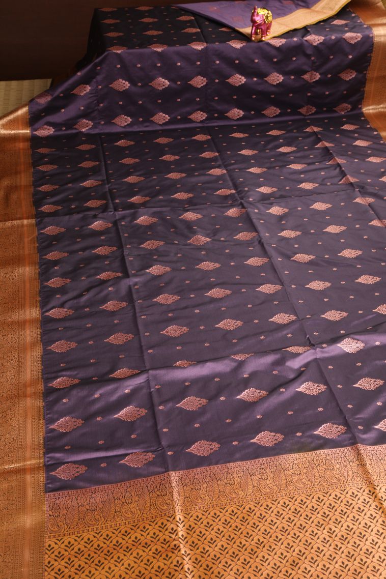 Mauve Purple Apoorva Silk Sarees with Copper Zari Floral Puttas view 2