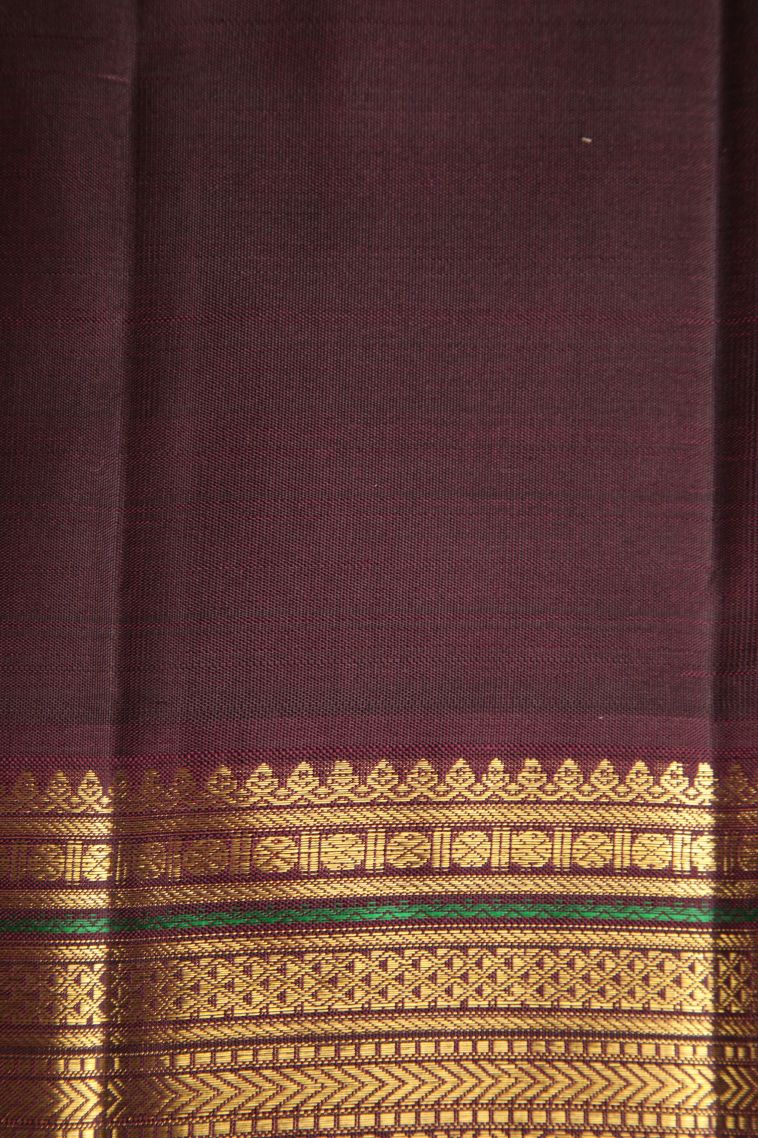 Taffy Pink Kanchipuram Silk Sarees with Gold Zari Leaf Pattern view 3