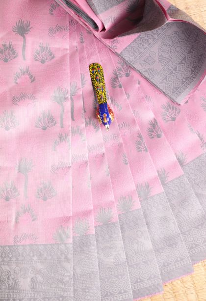Blush Pink Visiri Madippu Silk Sarees with Silver Zari Floral Patterns