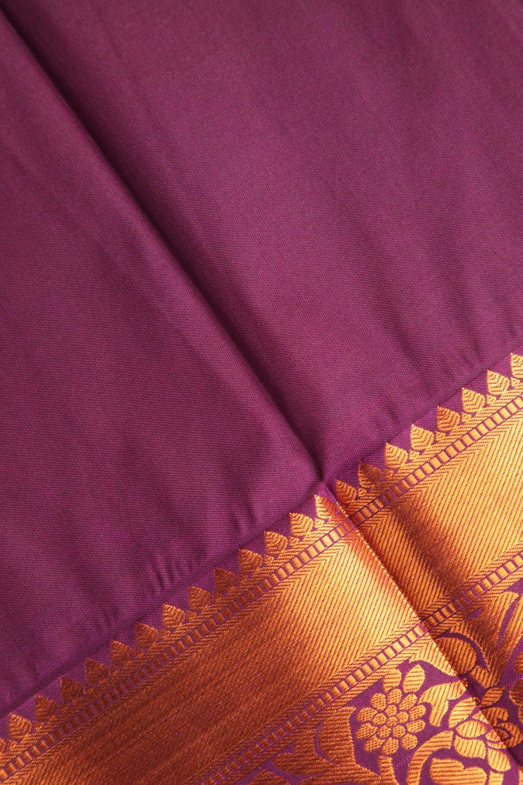 Apricot Orange Visiri Madippu Silk Sarees with Copper Zari Floral Patterns view 3