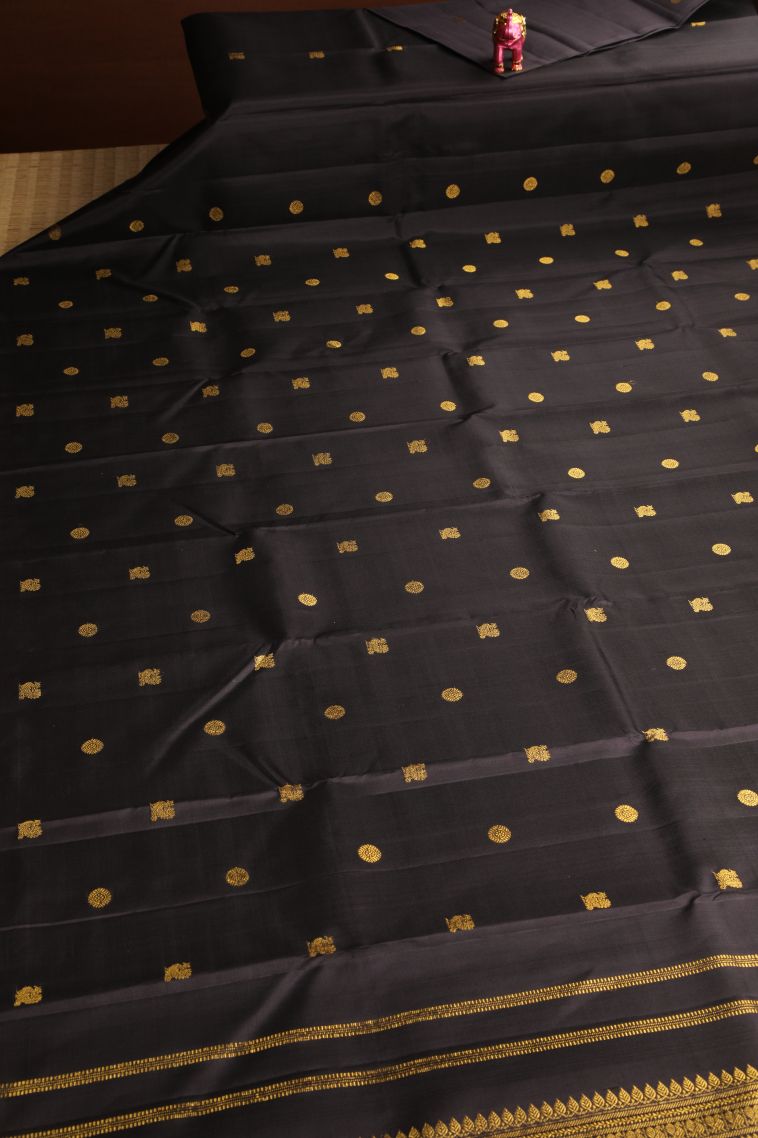 Eel Black Kanchipuram Silk Sarees Gold Zari with Rudhracham Annam Motif view 2