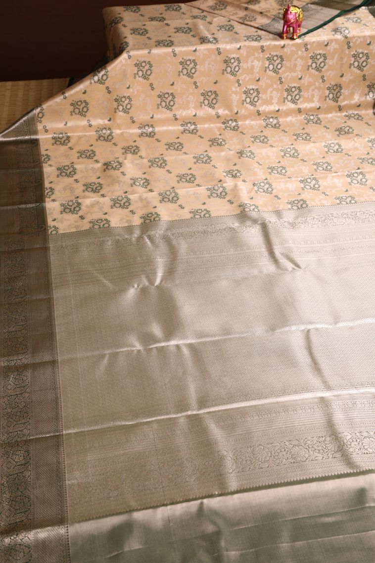Vanilla Custard Yellow Apoorva Silk Sarees with Silver Zari Floral Patterns view 2