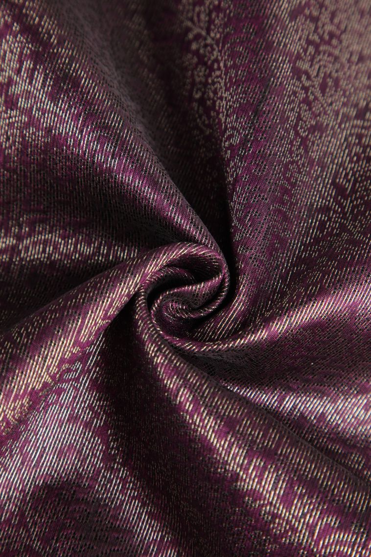 Magenta Purple Jute Sarees with Antic Zari Leaf Pattern view 4