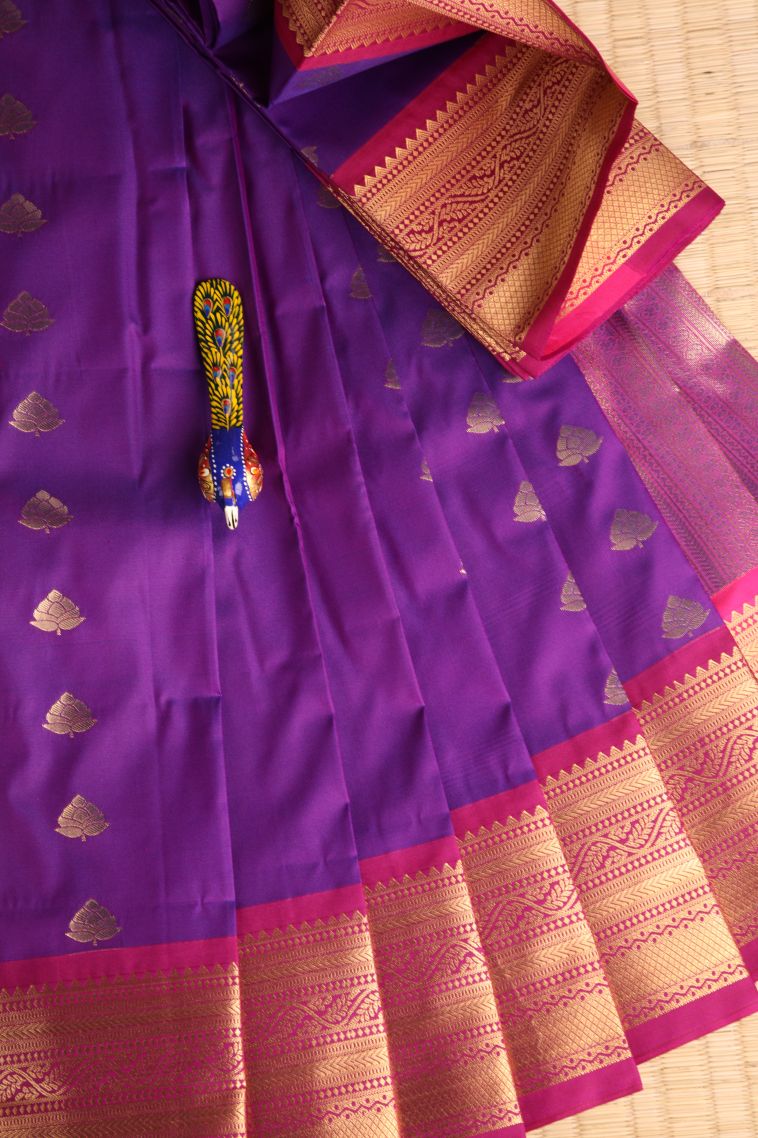 Viola Purple Visiri Madippu Silk Sarees Gold Zari with Floral Puttas view 1