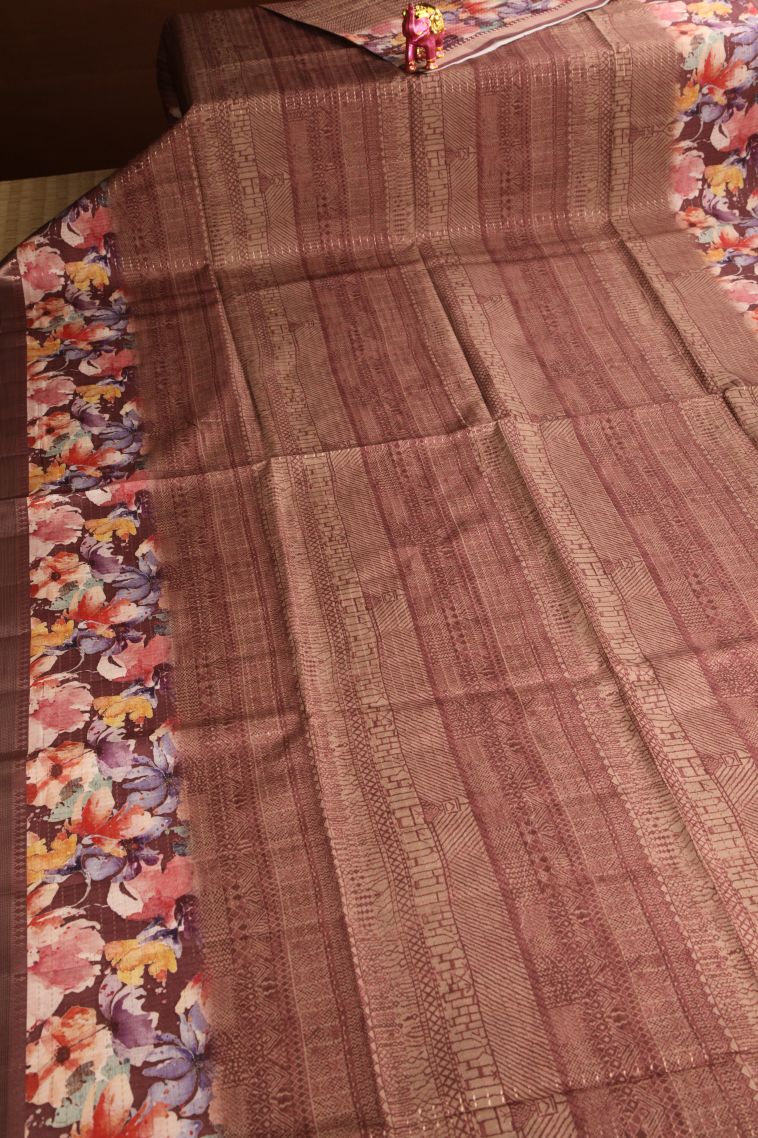 Mahome Red Semi Tussar Silk Gold Zari with Jamandery Pattern view 2