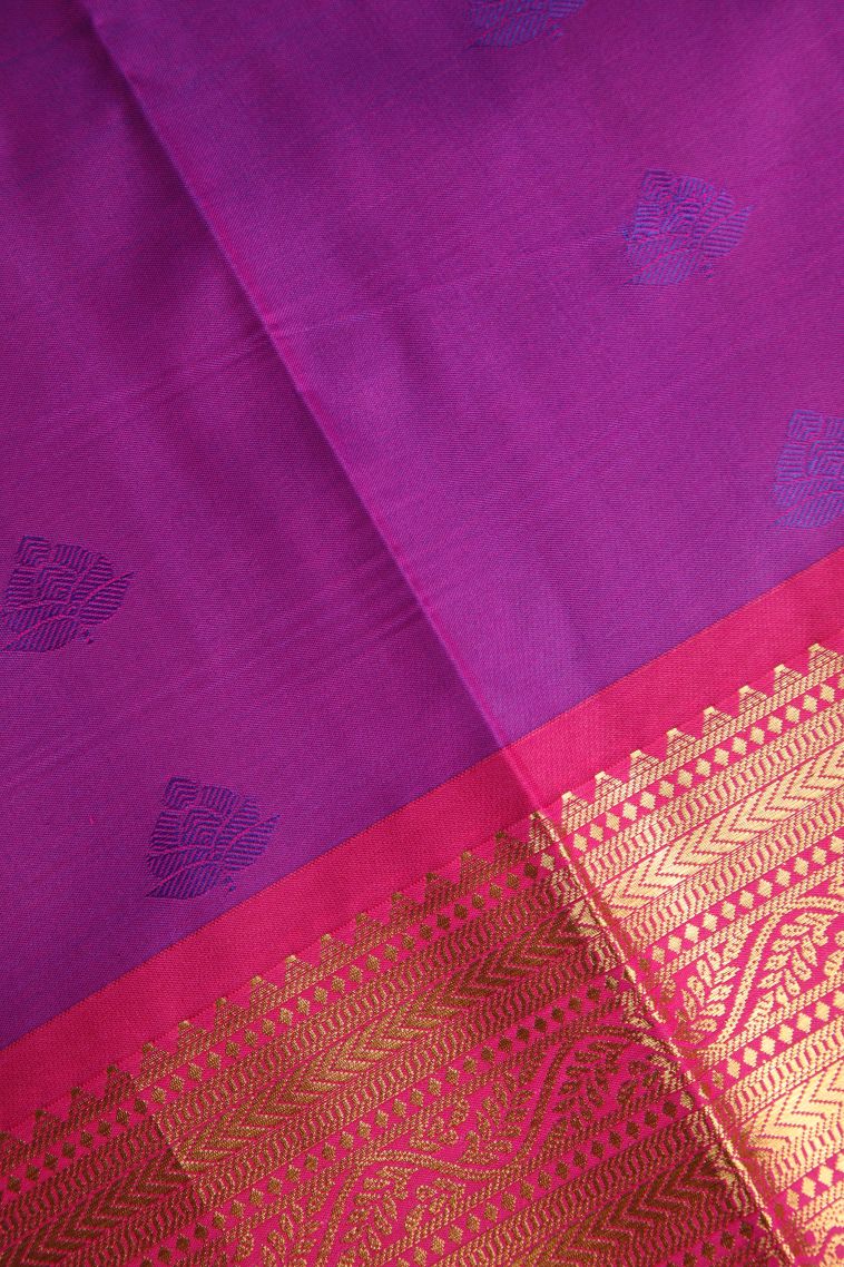 Cerulean Blue Visiri Madippu Silk Sarees Gold Zari with Floral Patterns view 3