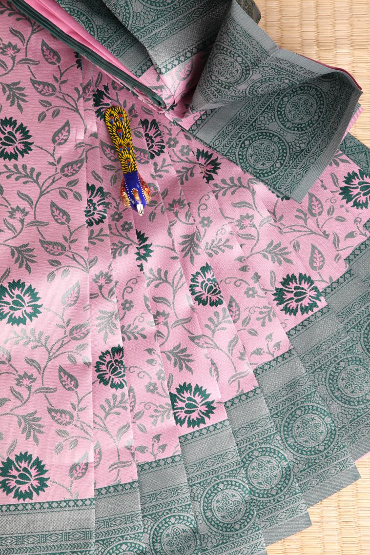Crepe Pink Visiri Madippu Silk Sarees with Silver Zari Leaf Pattern view 1