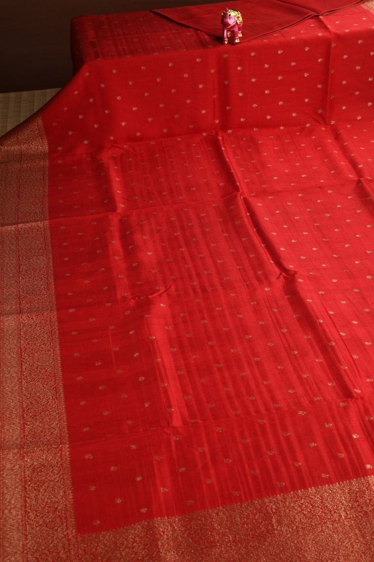 Candy Red Banaras Sarees Antic Zari with Floral Puttas view 2