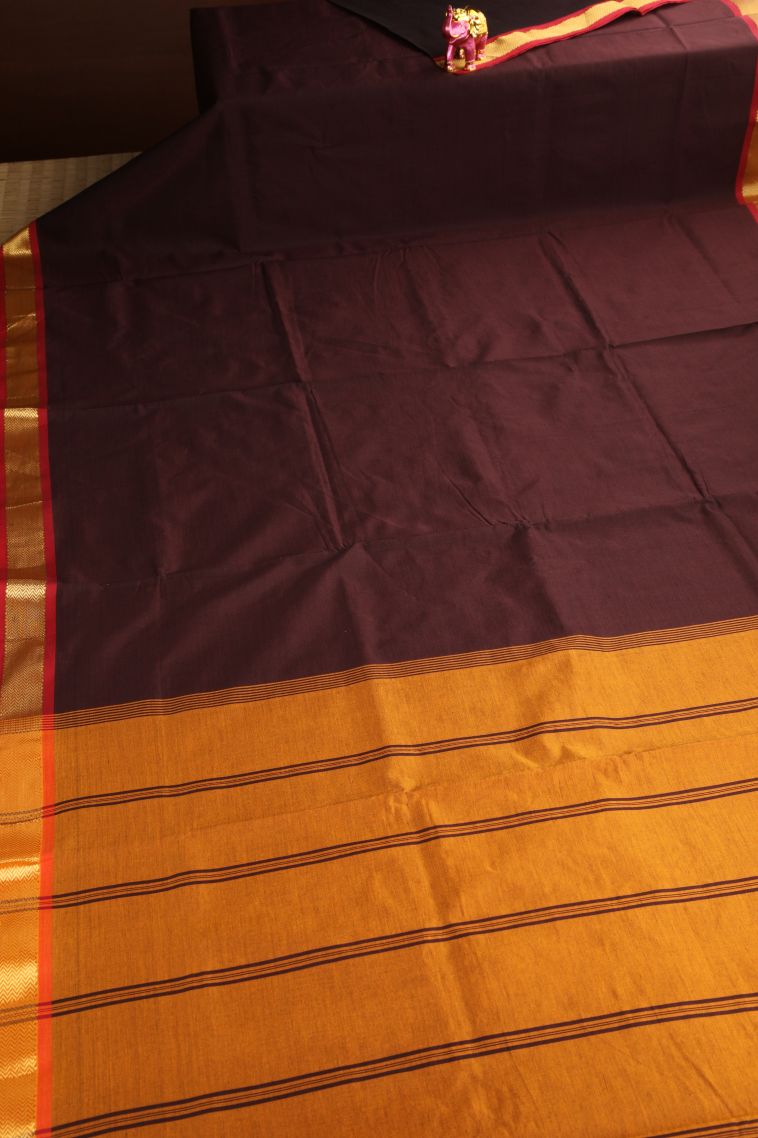 Cinnamon Brown Cotton Sarees Gold Zari with Plain view 2