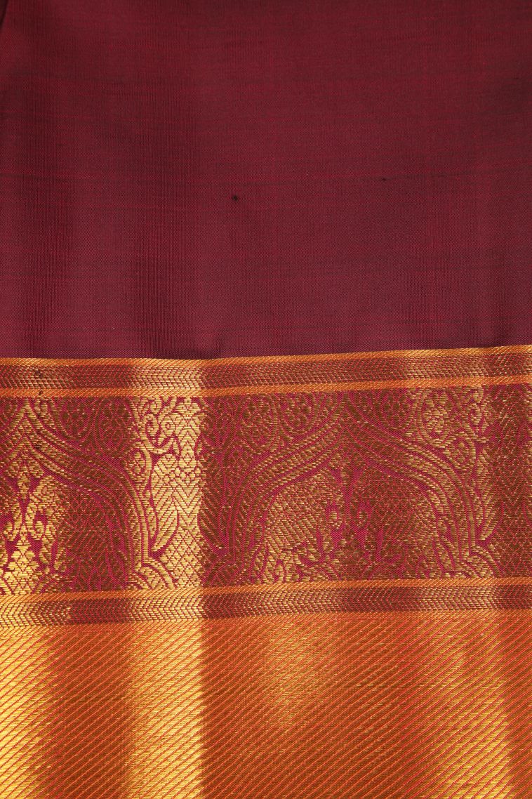 Apple Red Kanchipuram Silk Sarees Gold Zari with Birds And Floral Pattern view 3