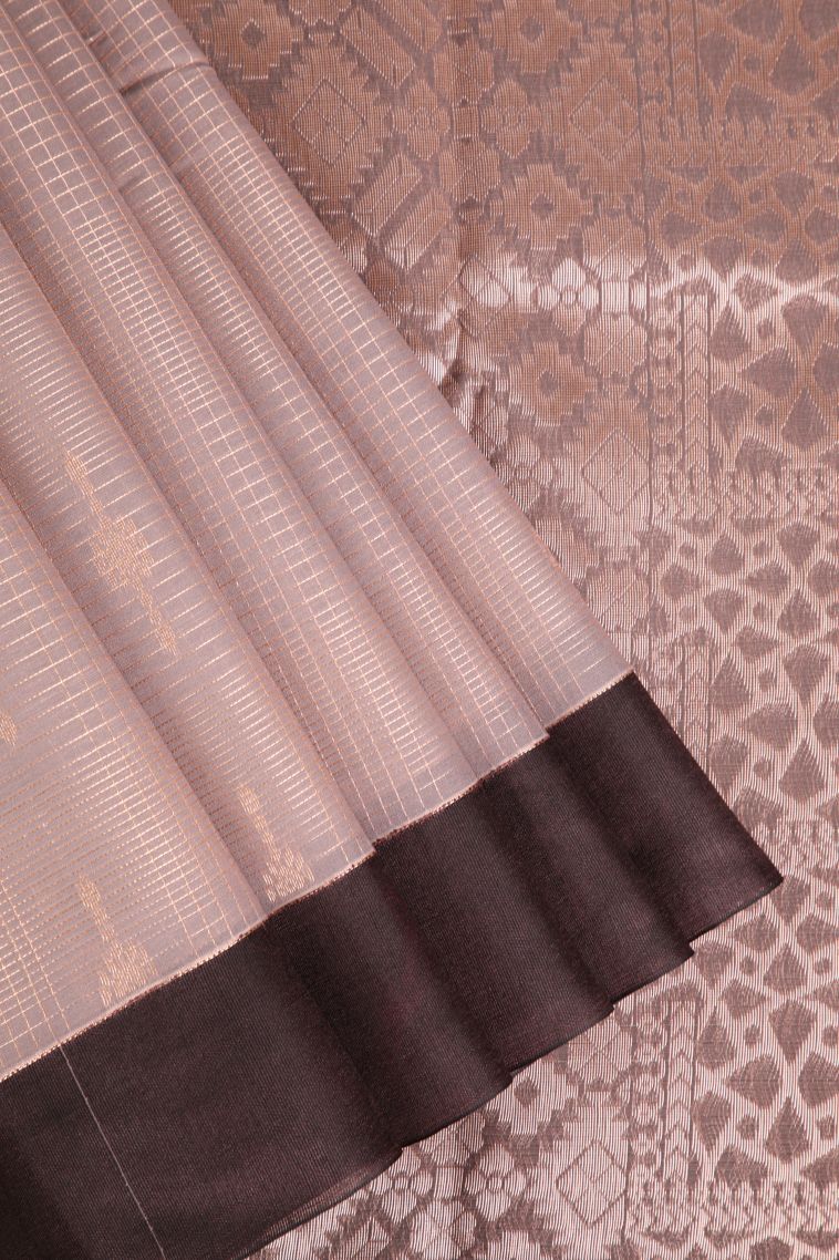 Salmon Pink Silk Cotton Sarees with Copper Zari Straipes And Puttas view 1
