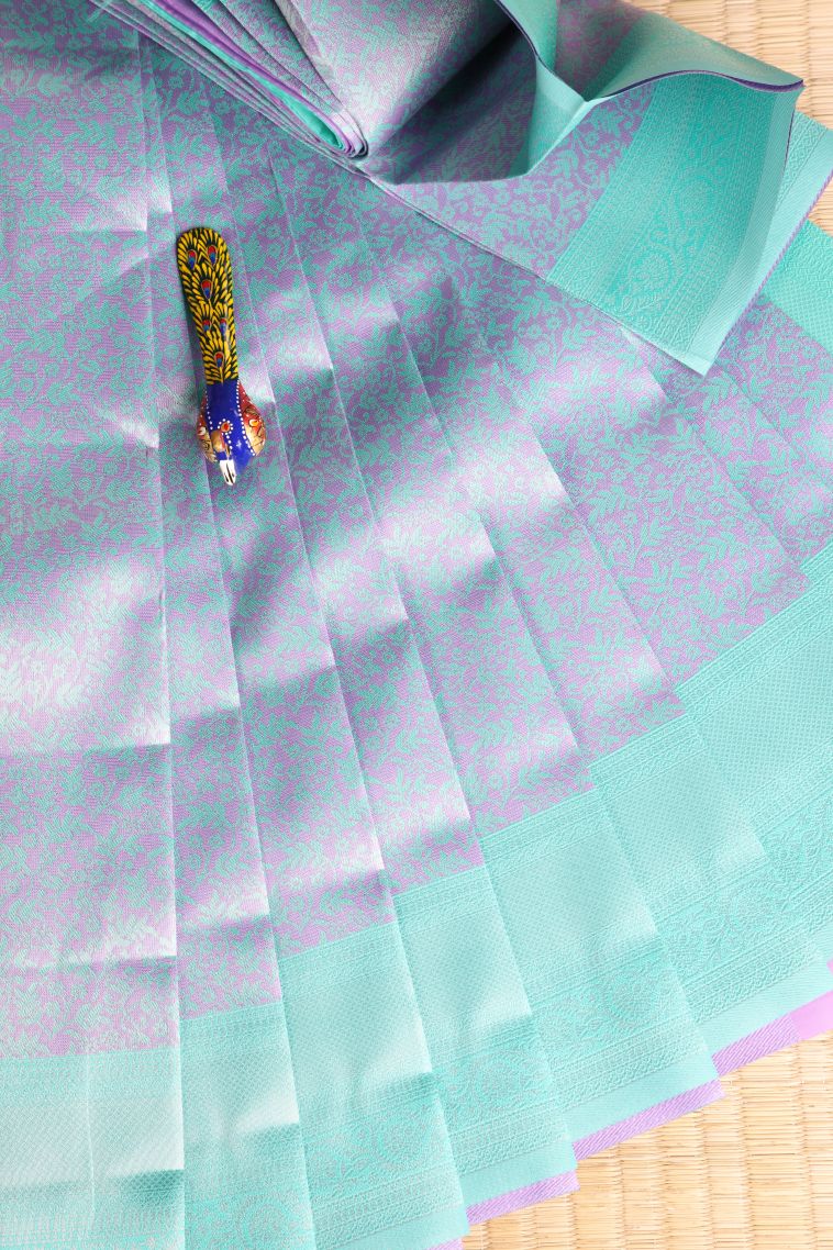 Periwinkle Purple Visiri Madippu Silk Sarees with Silver Zari Floral Patterns view 1