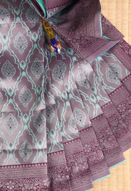 Periwinkle Purple Visiri Madippu Silk Sarees with Silver Zari Floral Patterns