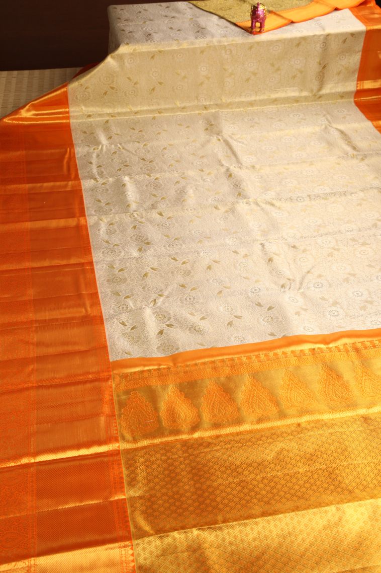 Cookie Yellow Kanchipuram Silk Sarees with Gold Zari Floral Patterns view 2