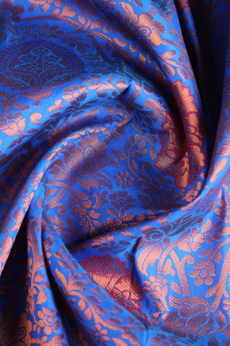 Cobalt Blue Visiri Madippu Silk Sarees with Copper Zari Floral Patterns view 4