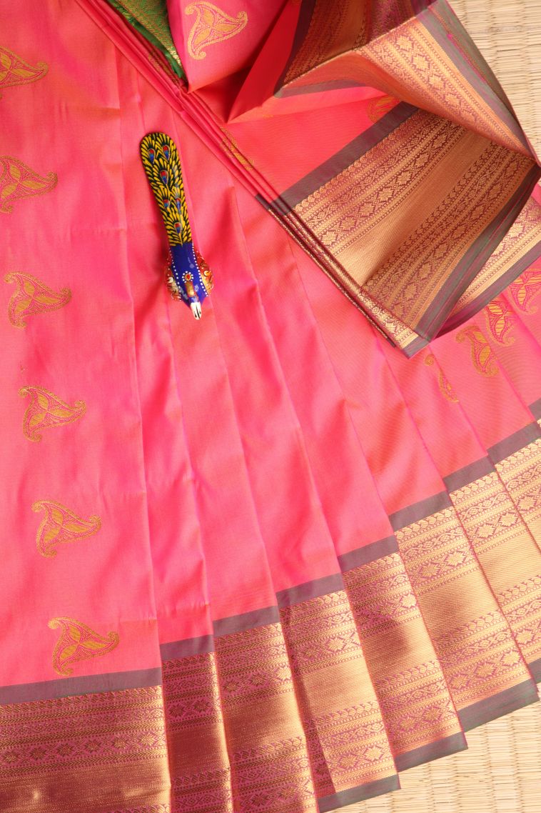Rouge Pink Visiri Madippu Silk Sarees Gold Zari with Leaf Pattern view 1