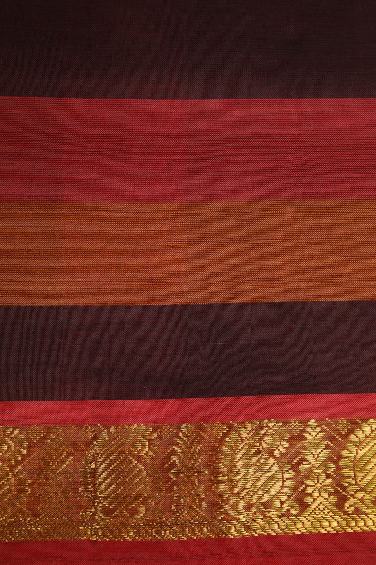 Bubblegum Pink Poly Cotton Sarees Gold Zari with Checks view 3