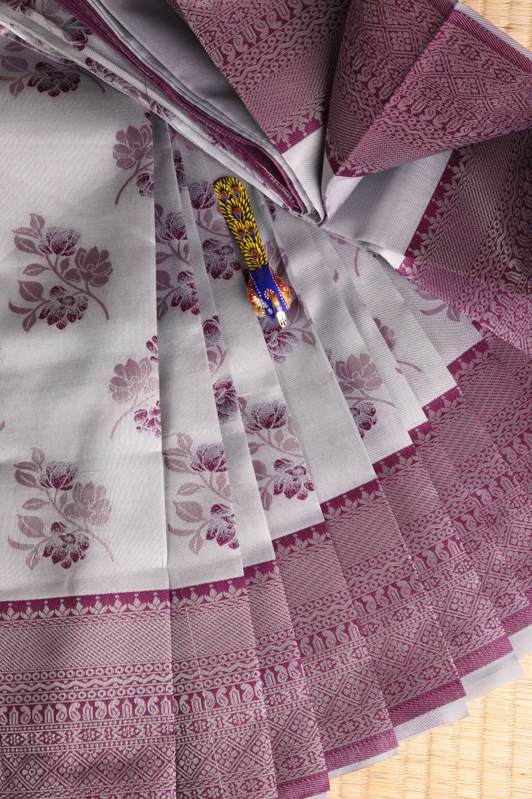 Gray Black Visiri Madippu Silk Sarees with Silver Zari Floral Patterns view 1