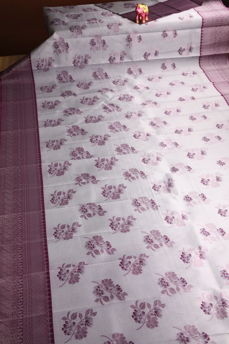 Gray Black Visiri Madippu Silk Sarees with Silver Zari Floral Patterns view 2