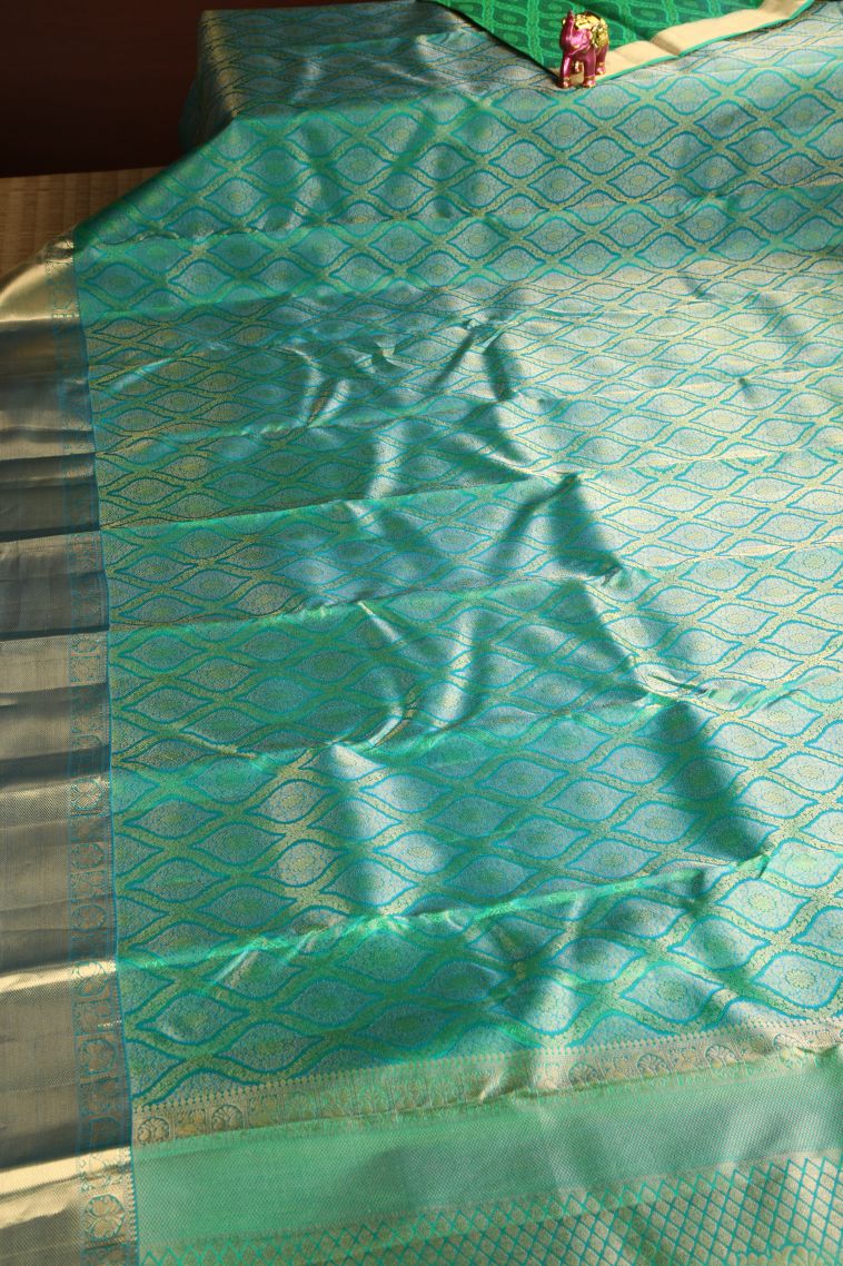 Seafoam Green Kanchipuram Silk Sarees with Gold Zari Floral Patterns view 2