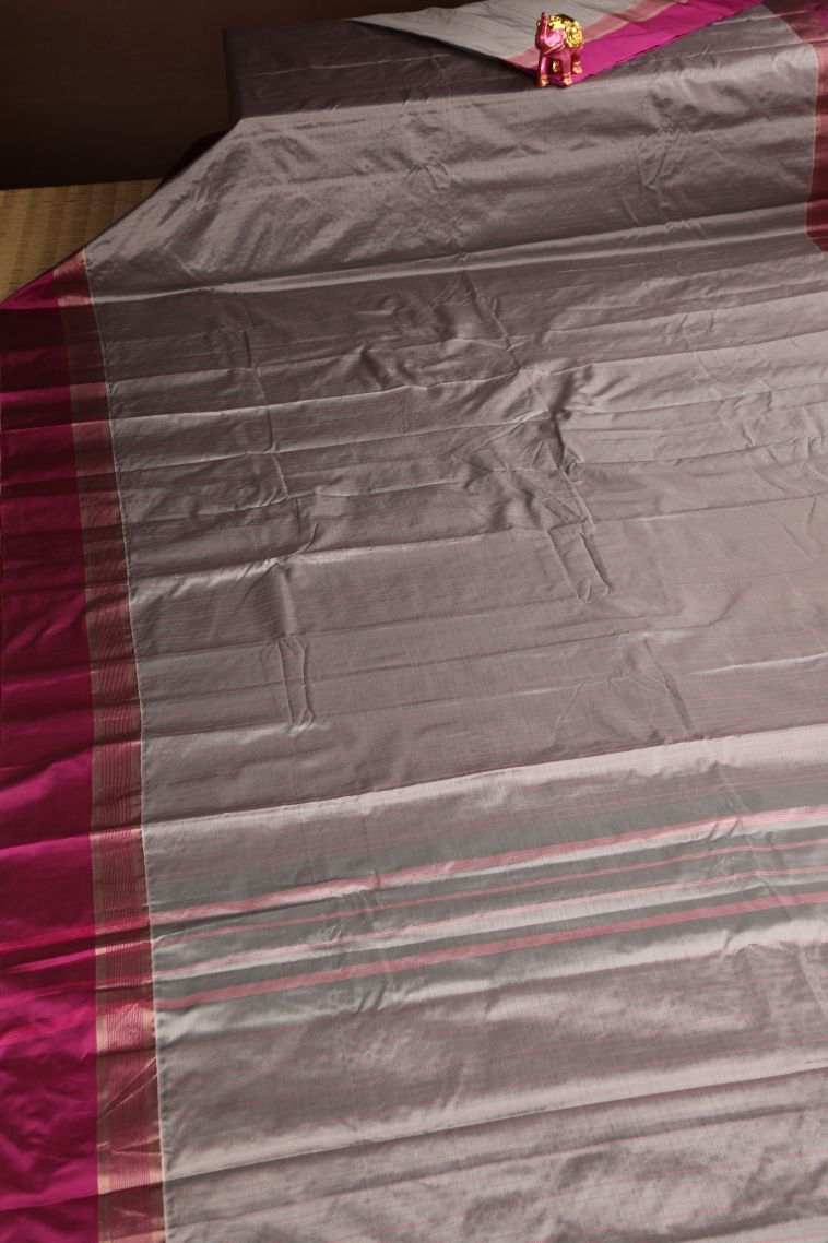 Gray Black Arani Silk Sarees Gold Zari with Straipes And Puttas view 2