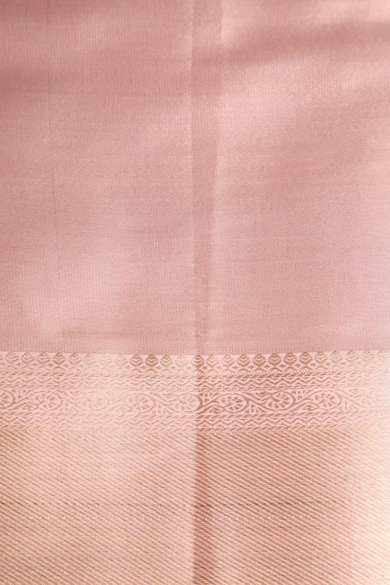 Salmon Pink Apoorva Silk Sarees with Gold Zari Floral Patterns view 3