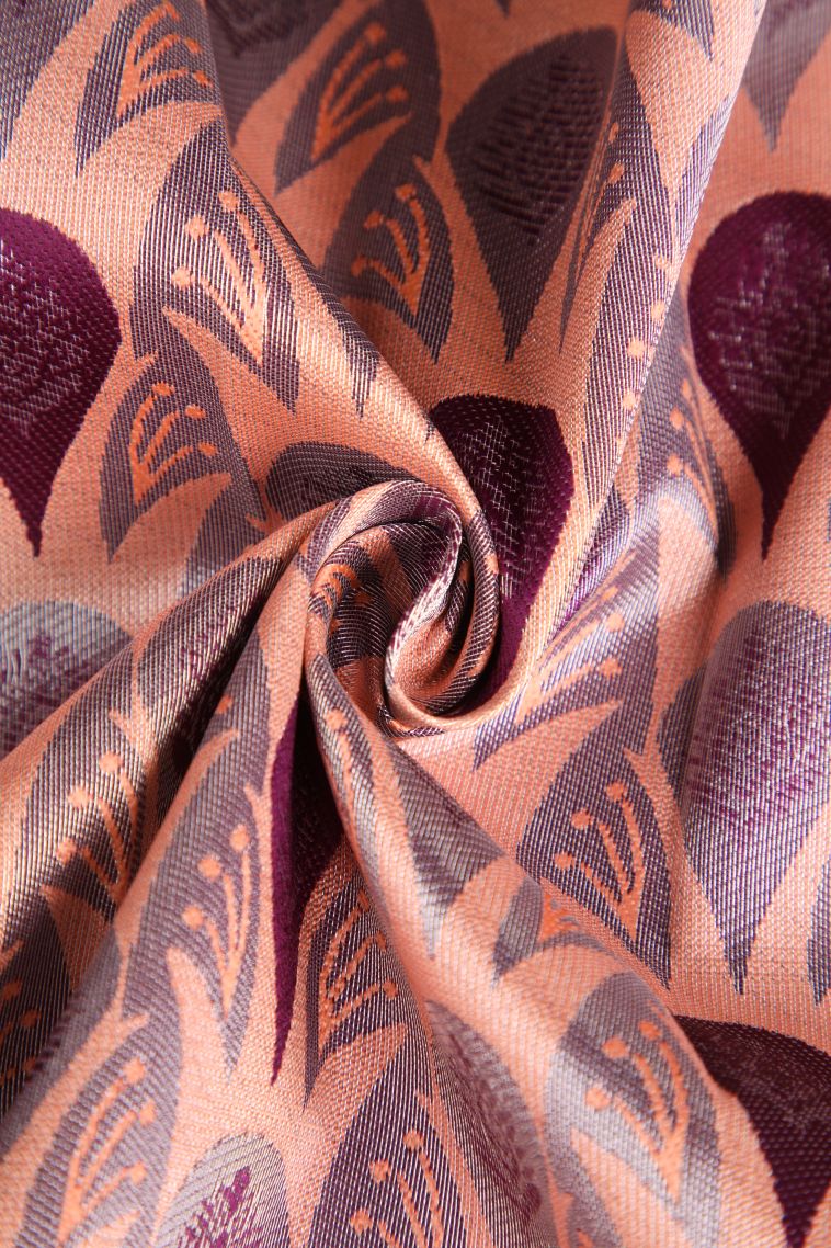 Flamingo Pink Visiri Madippu Silk Sarees with Silver Zari Leaf Pattern view 4