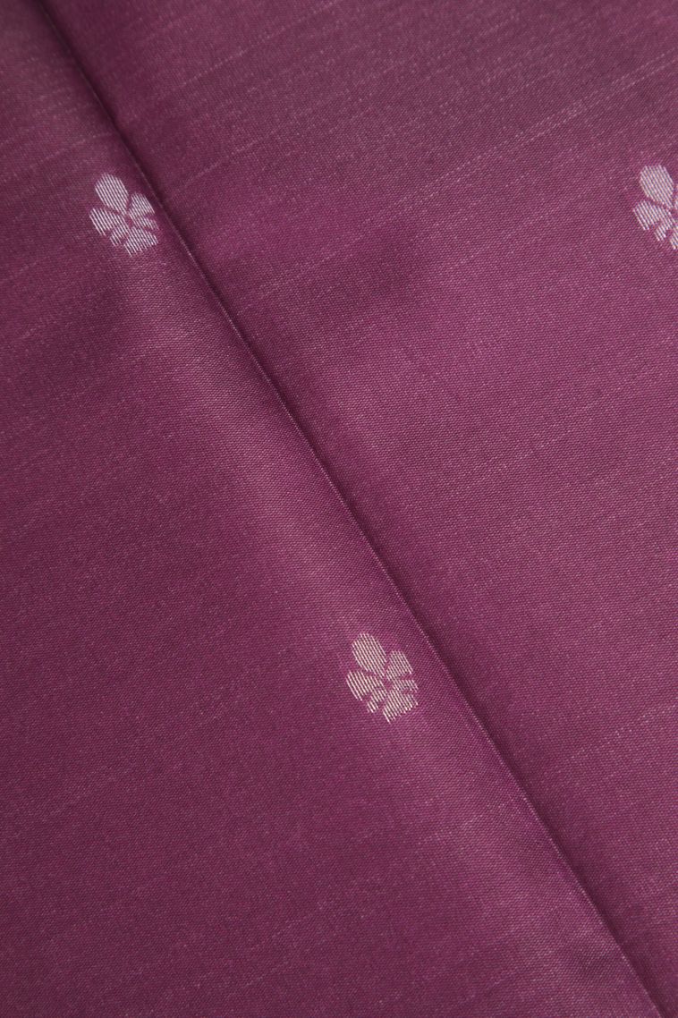 Flamingo Pink Visiri Madippu Silk Sarees with Silver Zari Leaf Pattern view 3