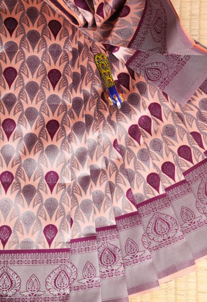 Flamingo Pink Visiri Madippu Silk Sarees with Silver Zari Leaf Pattern