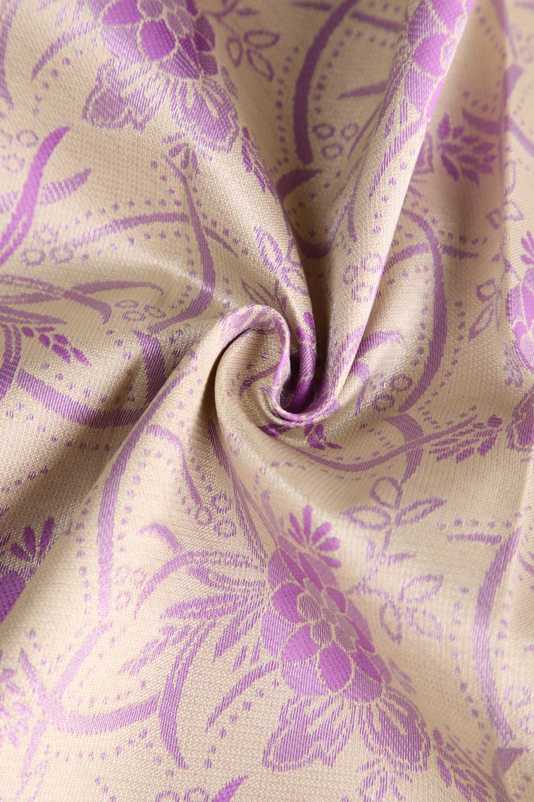 Linen White Visiri Madippu Silk Sarees with Silver Zari Floral Patterns view 4