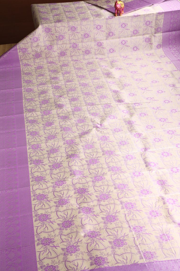 Linen White Visiri Madippu Silk Sarees with Silver Zari Floral Patterns view 2