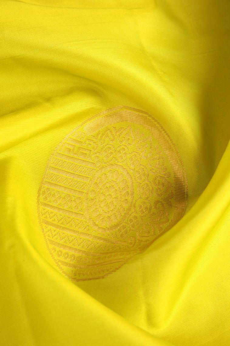 Lime Yellow Soft Silk Saree Copper Zari with Circle Mottif view 4