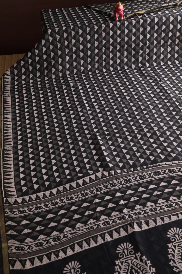 Asphalt Black Chanderi Cotton Sarees Without Zari With Geometric Shapes view 2