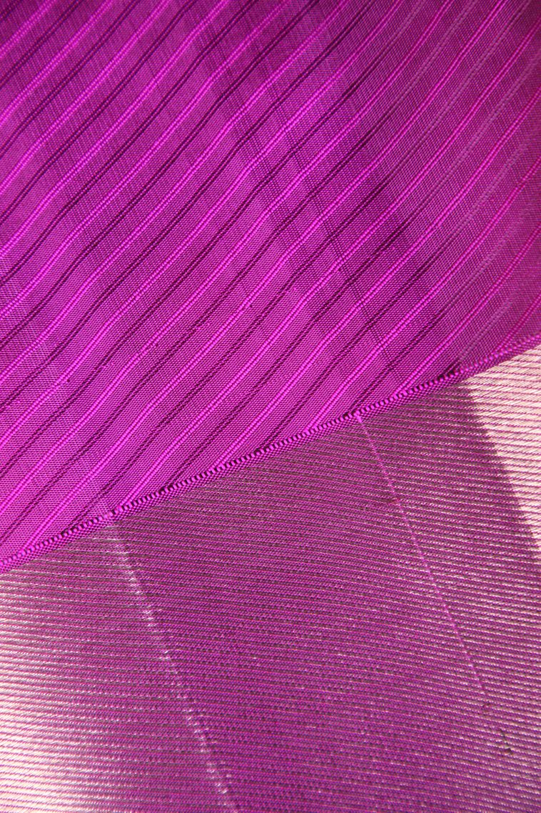 Magenta Purple Kanchipuram Silk Sarees with Gold Zari Jamandery Pattern view 3